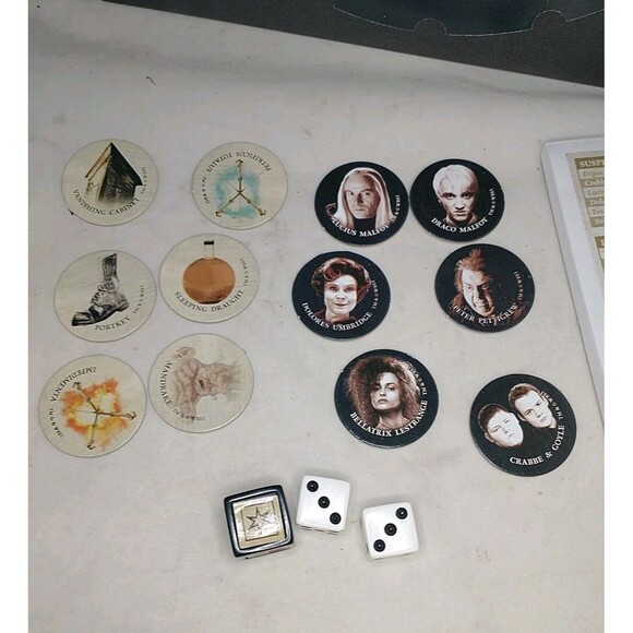 Clue Harry Potter Edition COMPLETE Parker Brothers 2008 Moving Hogwarts Board - Picture 7 of 16